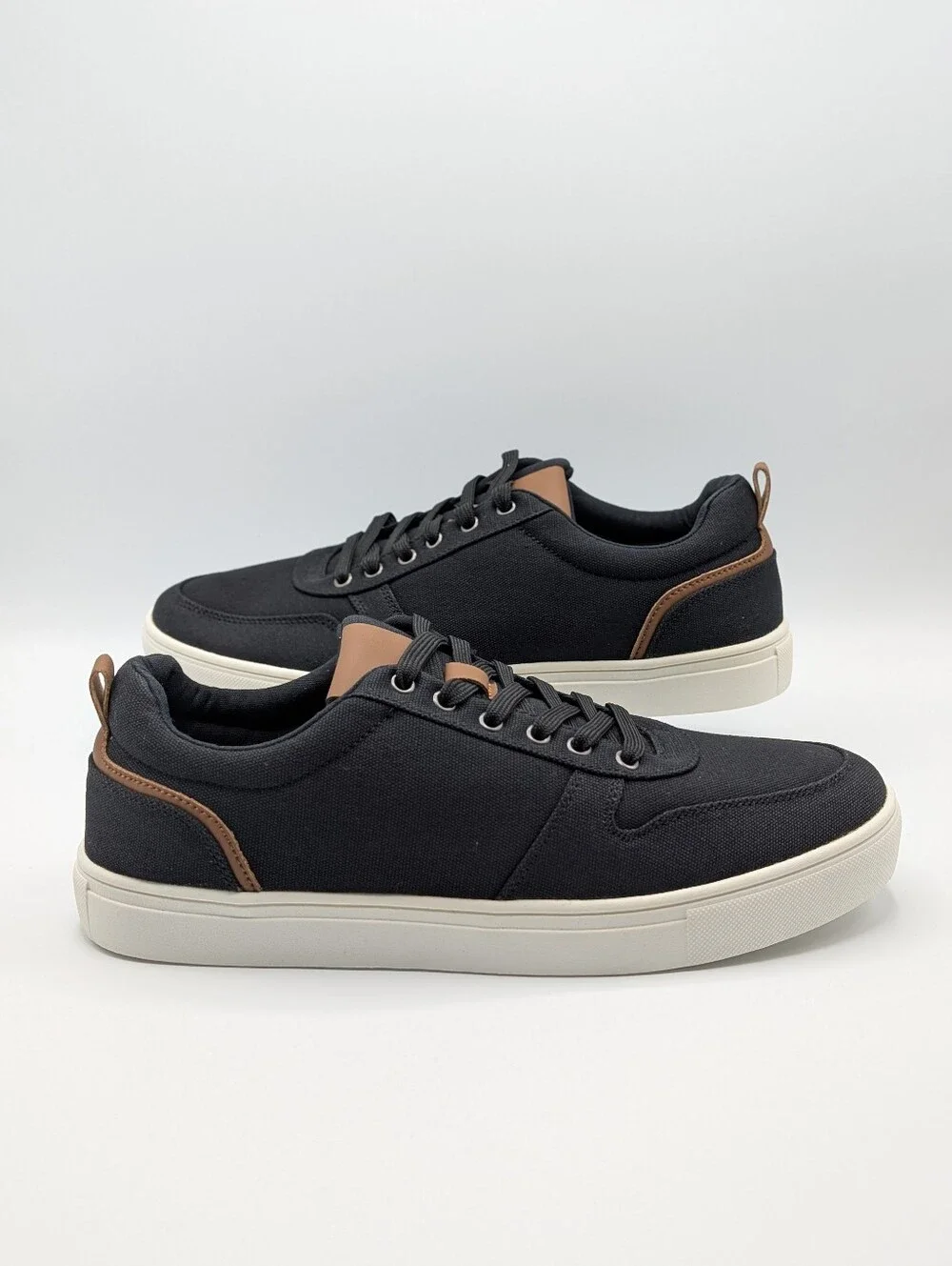 XRay Sneakers Men's 11 Black Canvas Low-Top  Brown Accents Lace-Up Monty Shoes